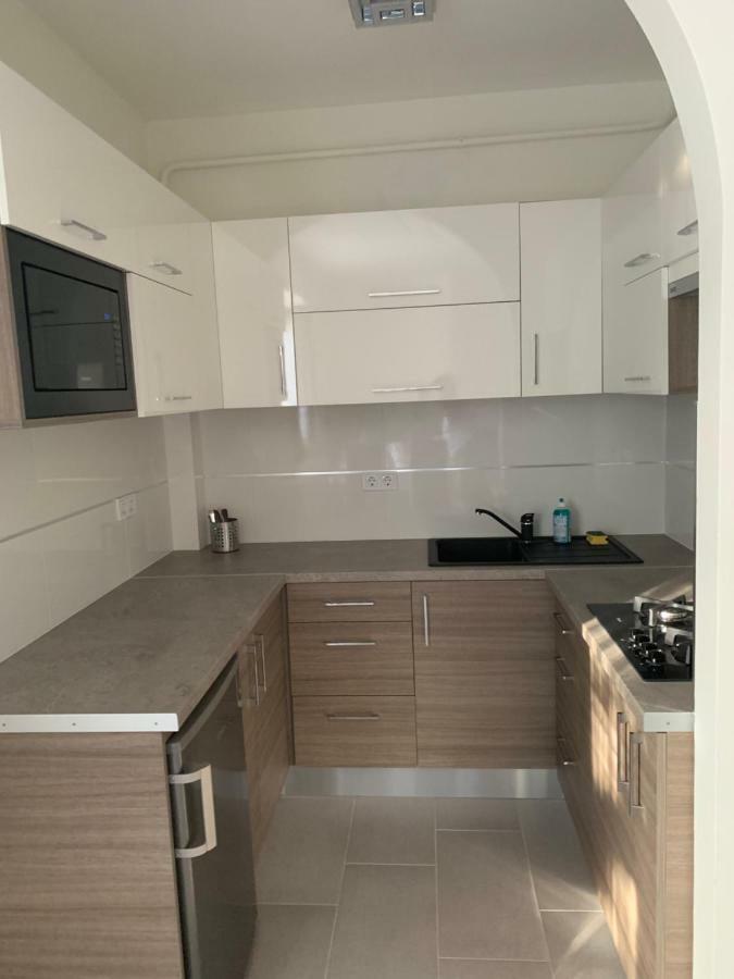 Katica Apartmanok Siófok Exteriör bild